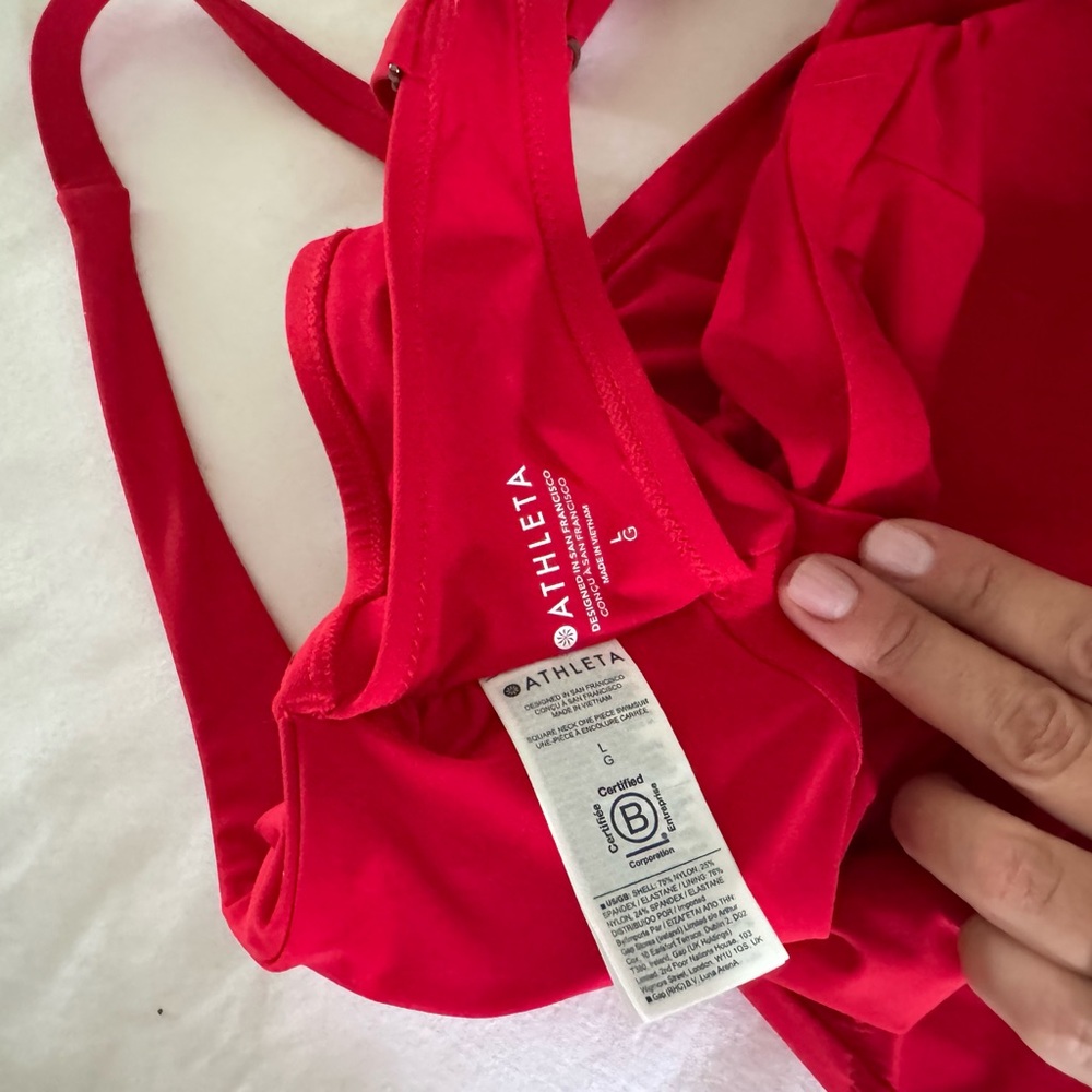 Athleta square neck one piece swimsuit - Picture 4 of 7